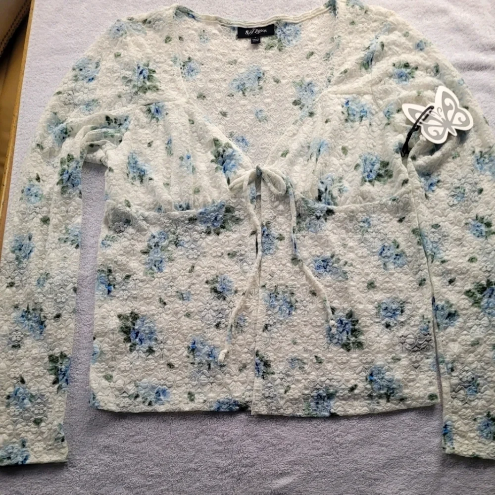 Self Esteem Floral Lace‎ Tie-Front Top Youth Sz L